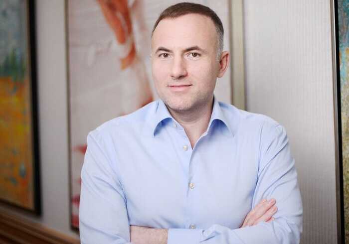 Санкційний олігарх Павло Фукс і видалення цифрового минулого: як у мережі зникають згадки про зв’язки з РФ та кримінальні справи