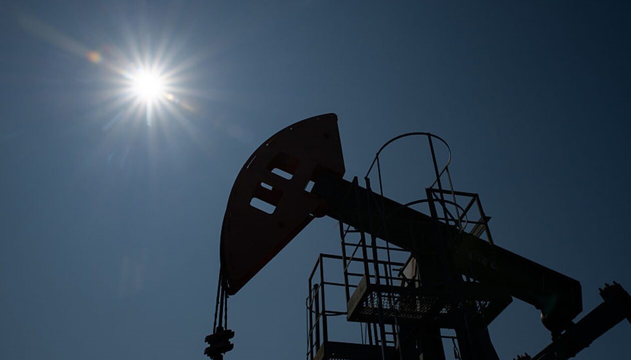 Знижки на російську нафту в Індії зросли до $6 через санкції США