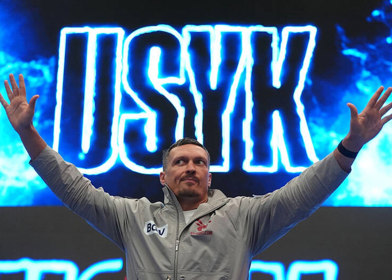 Усик подивиться бій Іноуе в Саудівській Аравії