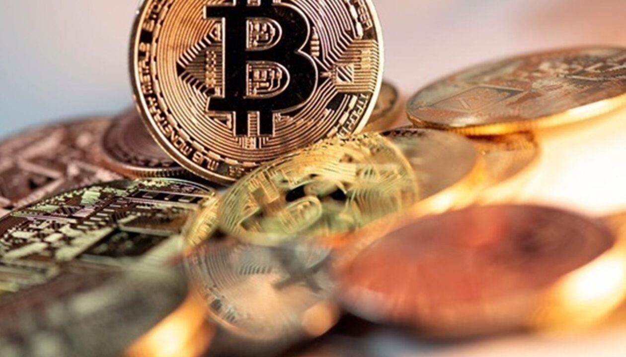 Bitcoin почав зростати, подолавши позначку у $90 000