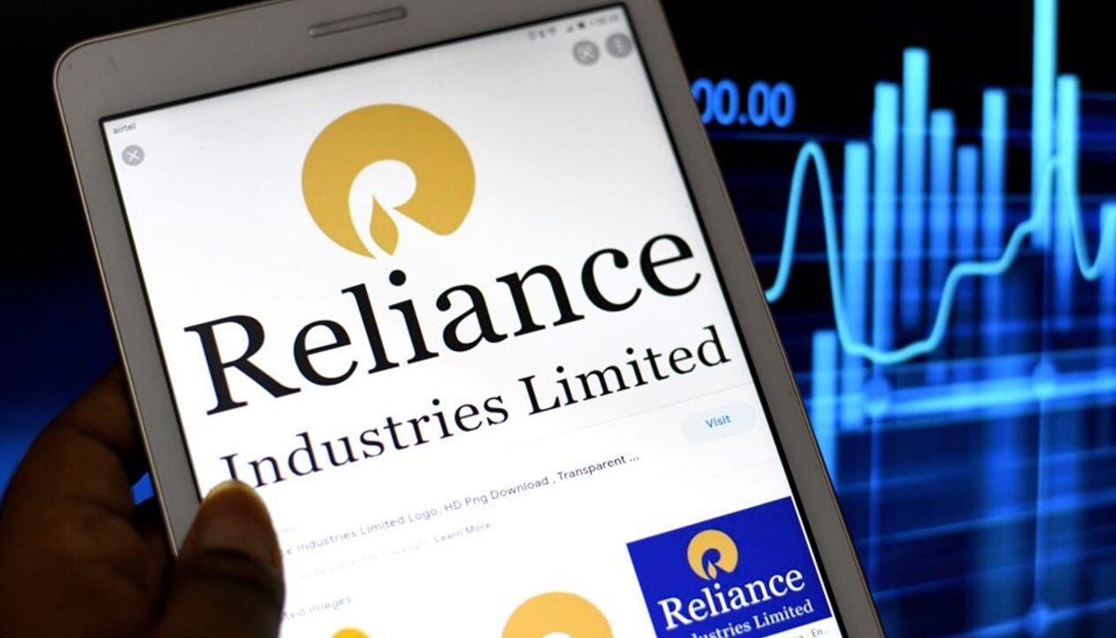 Найбільший НПЗ Індії відновив імпорт нафти з Росії - ЗМІ