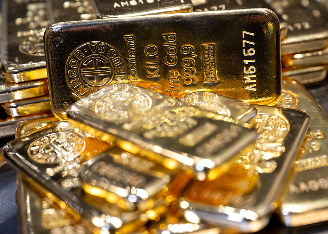 Золото та срібло розпочали рік зі зростання