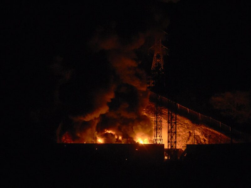 У столиці Венесуели Каракасі лунають вибухи - ЗМІ