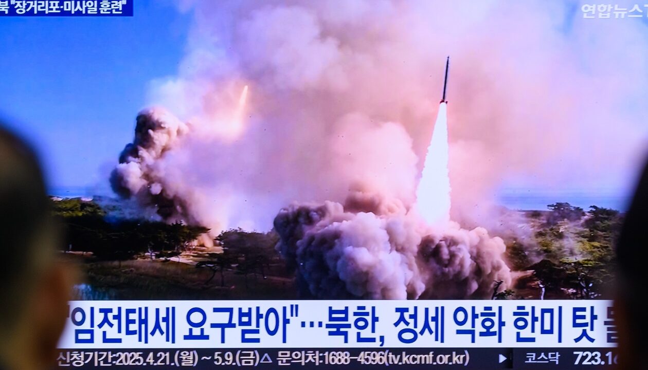 У КНДР заявили про випробування гіперзвукової ракети