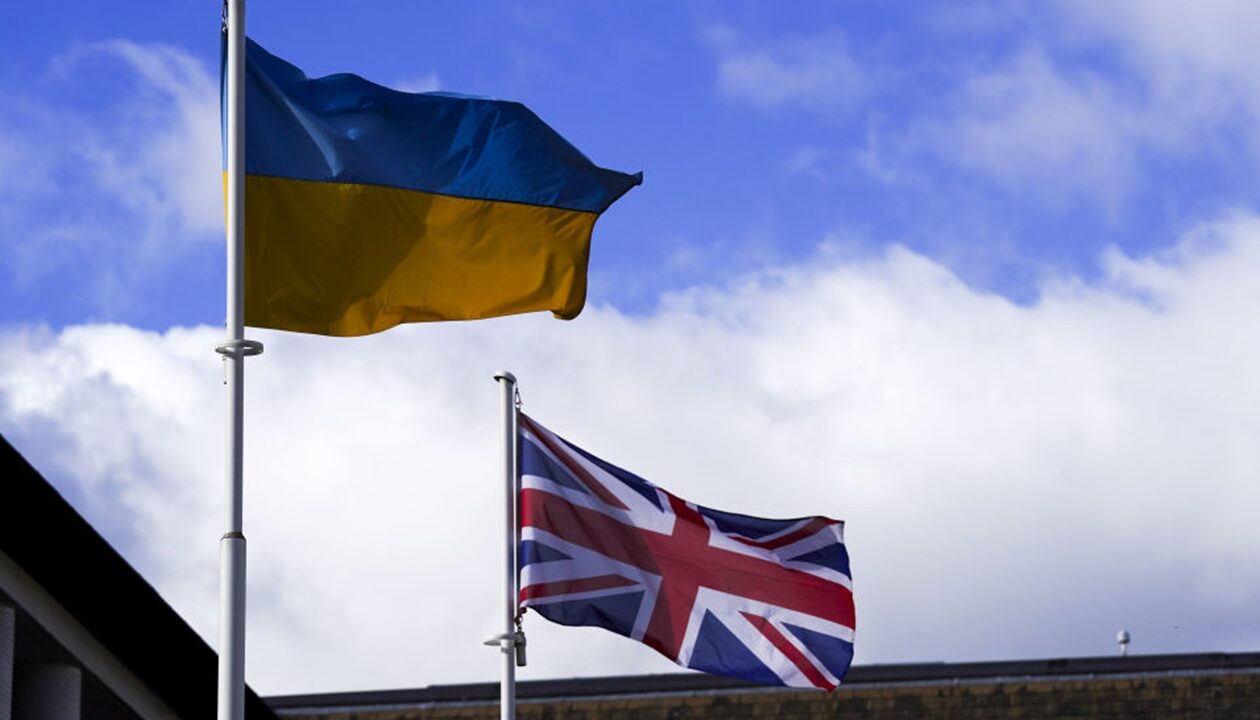 Лондон анонсував постачання вдосконалених дронів Україні