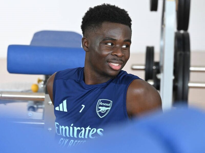 Вінгер Арсеналу залишився вірним рідному клубу, продовживши контракт