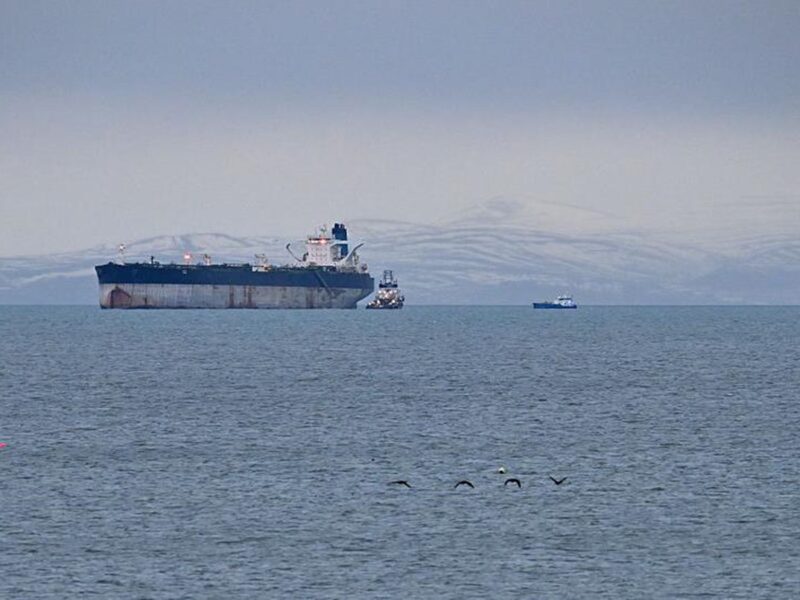 Нафтогазові доходи Росії рухнули до мінімуму 2020 року