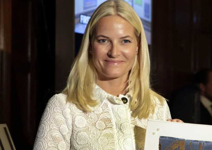 Справа Епштейна: кронпринцеса Метте-Маріт пояснила свої контакти з сексуальним злочинцем