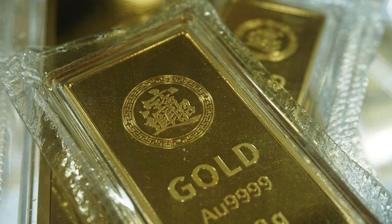 Вартість золота вперше перевищила $5000 за унцію