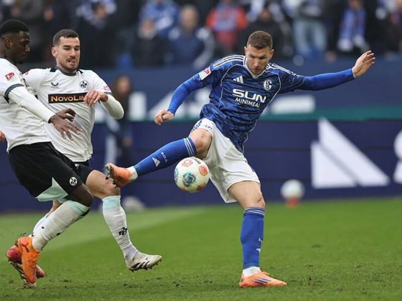 Дебют із рекордом: Джеко відзначився за Шальке