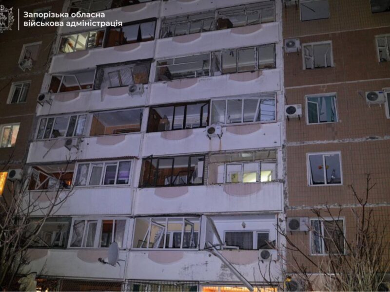 Удар по Запоріжжю: з’явилися кадри з наслідками