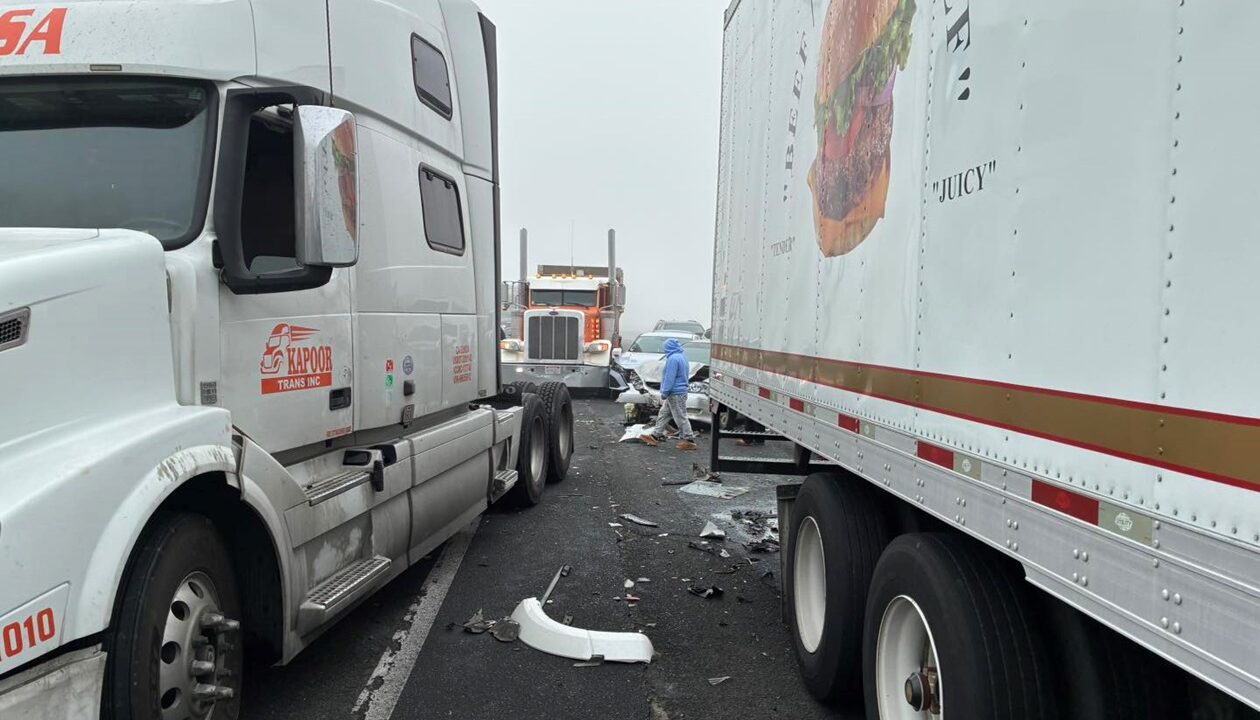 У США через густий туман зіткнулися майже 60 авто