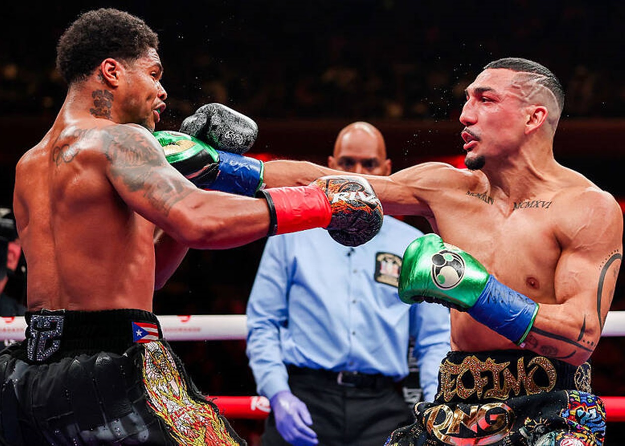 Відео найкращих епізодів бою Стівенсон - Лопес