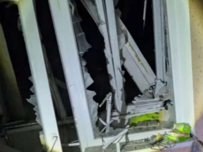 Росія вдарила по багатоповерхівкам у Сумах