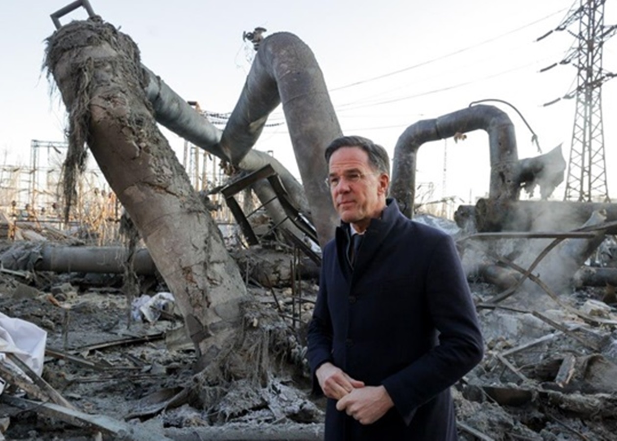 СюжетПідсумки 03.02: Перерване перемир’я і Рютте в Києві