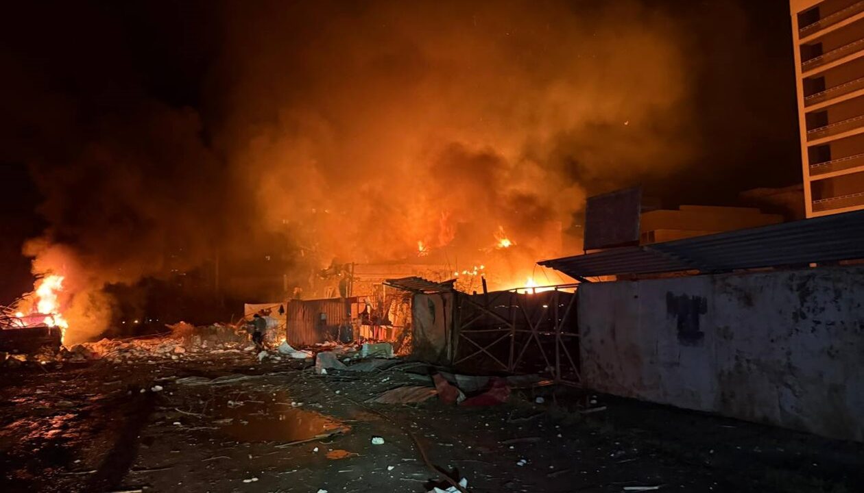 РФ вдарила ракетами по Харкову: пошкоджені будинки