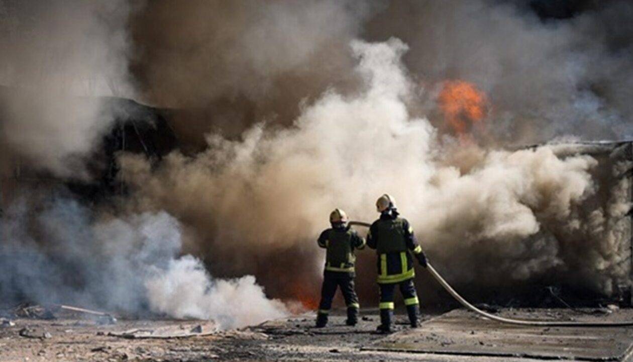 Одесу атакують "шахеди": є влучання у двоповерхівку