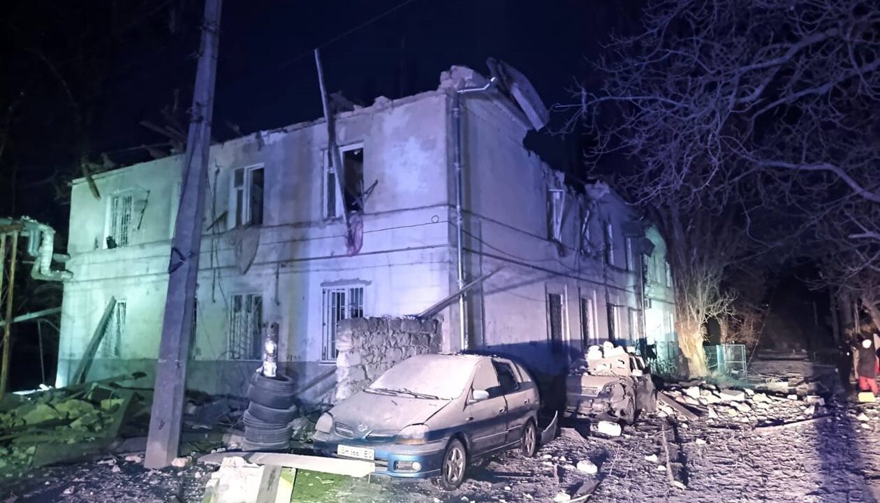 В Одесі показали наслідки атаки РФ у двох районах