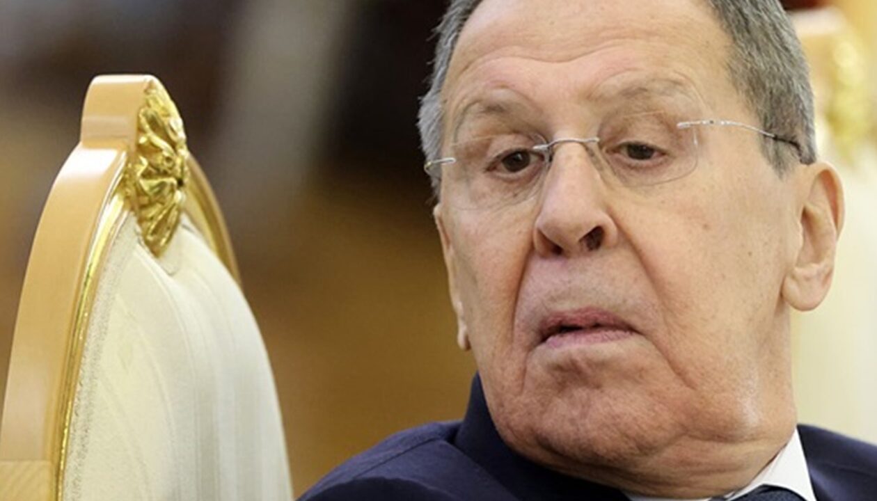 Лавров знайшов "винних" у замаху на генерала ГРУ