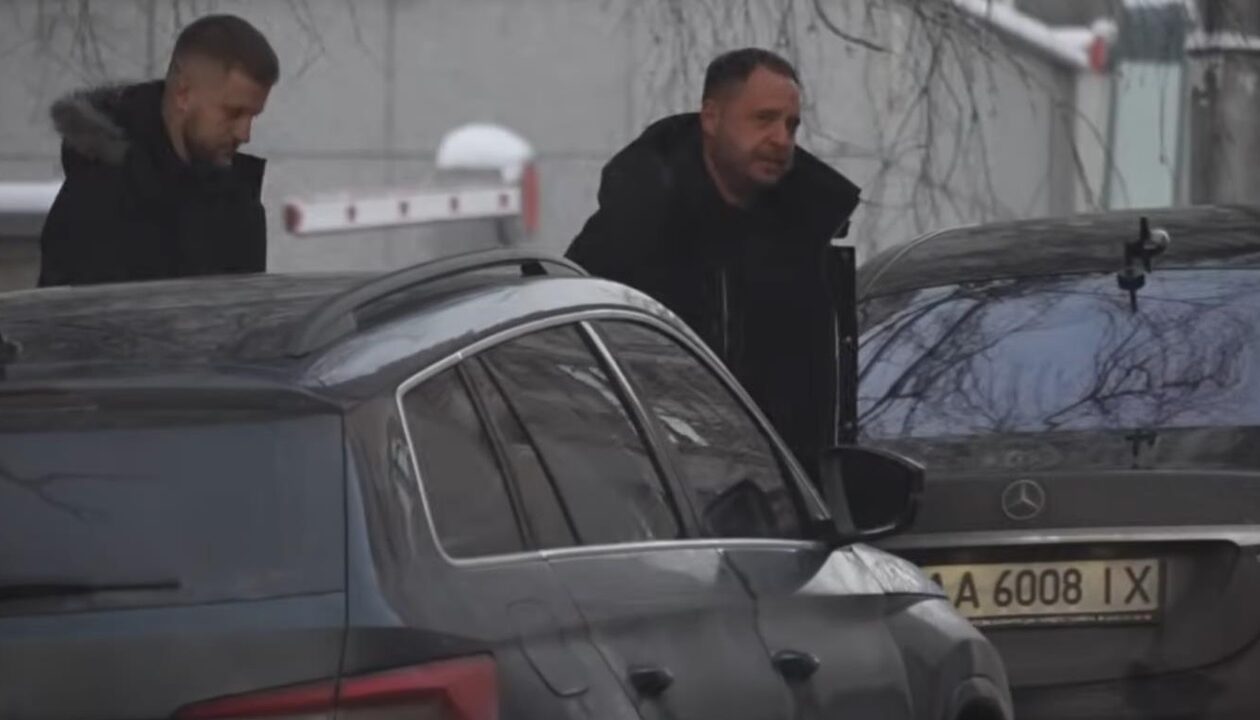 ЗМІ дізналися про нинішнє життя Єрмака