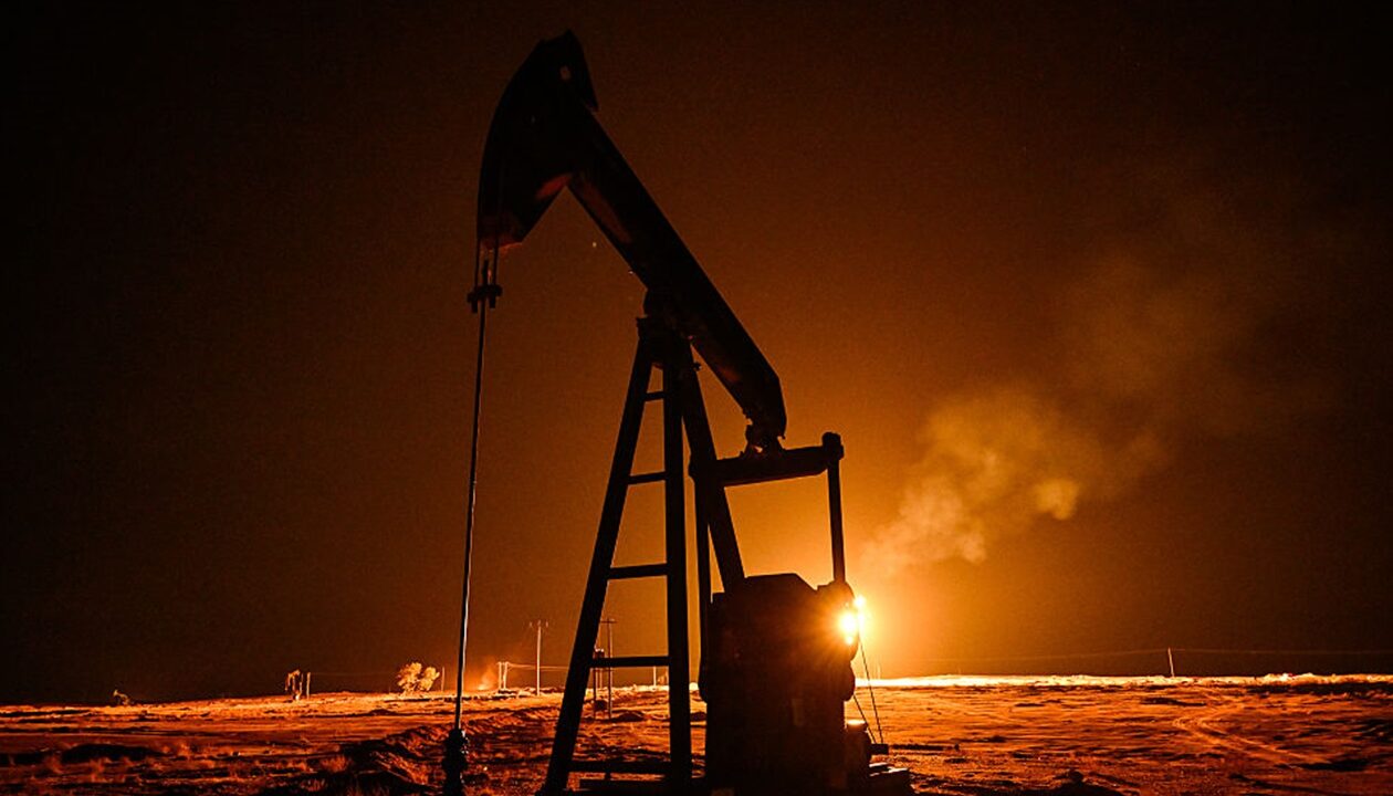 Видобуток нафти в Росії скорочується другий місяць поспіль