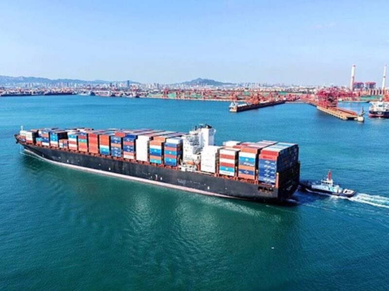 Товарообіг України у січні досяг $9,9 млрд