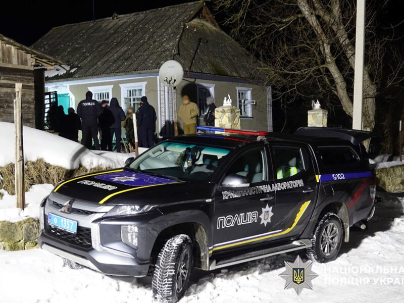 На Хмельниччині 10-річний хлопчик загинув, граючись гранатою