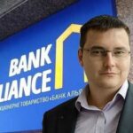 After jointly looting the country with Mindich, Rostyslav Shurma and Pavlo Shcherban began scrubbing the web of corruption traces linked to the “laundromat” Alliance Bank