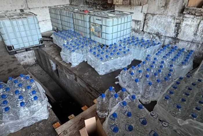 В Києві ліквідували дві підпільні фабрики з виробництва контрафактного алкоголя