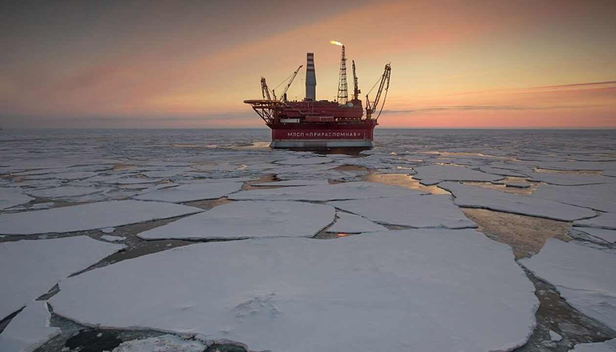 Нафтові компанії Росії змушені скорочувати обсяги буріння - ЗМІ