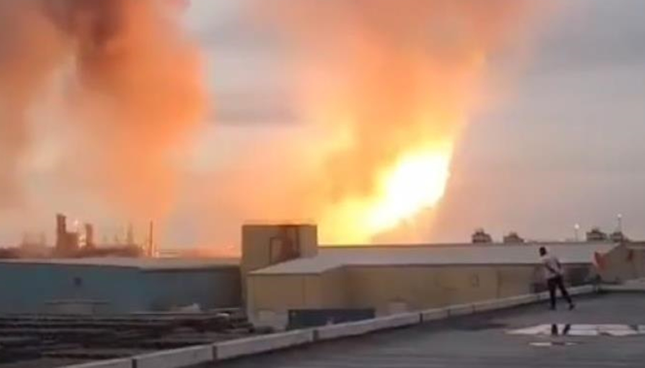 Бахрейн заявив про атаку на нафтопереробний завод