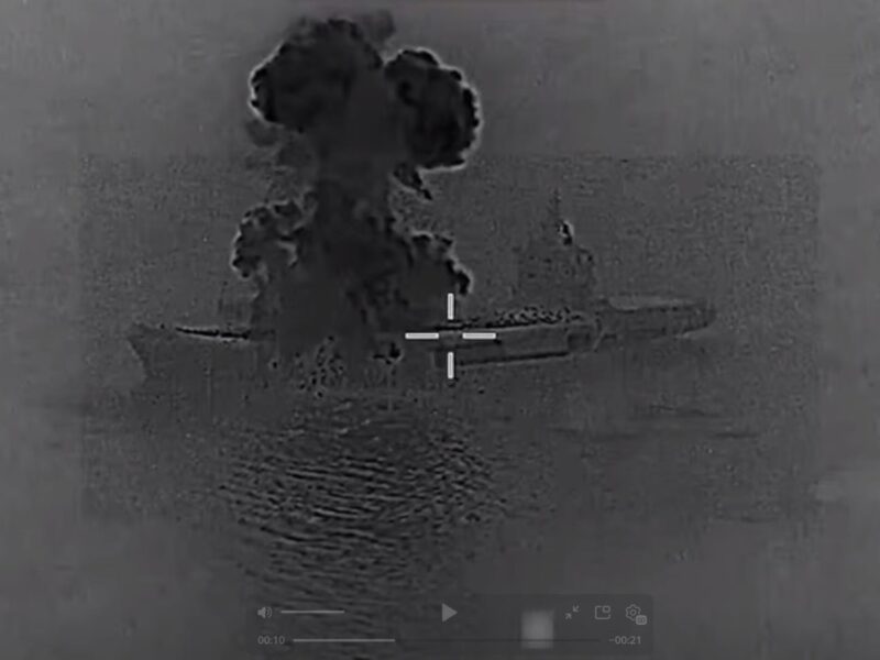 США показали знищення найбільшого корабля Ірану