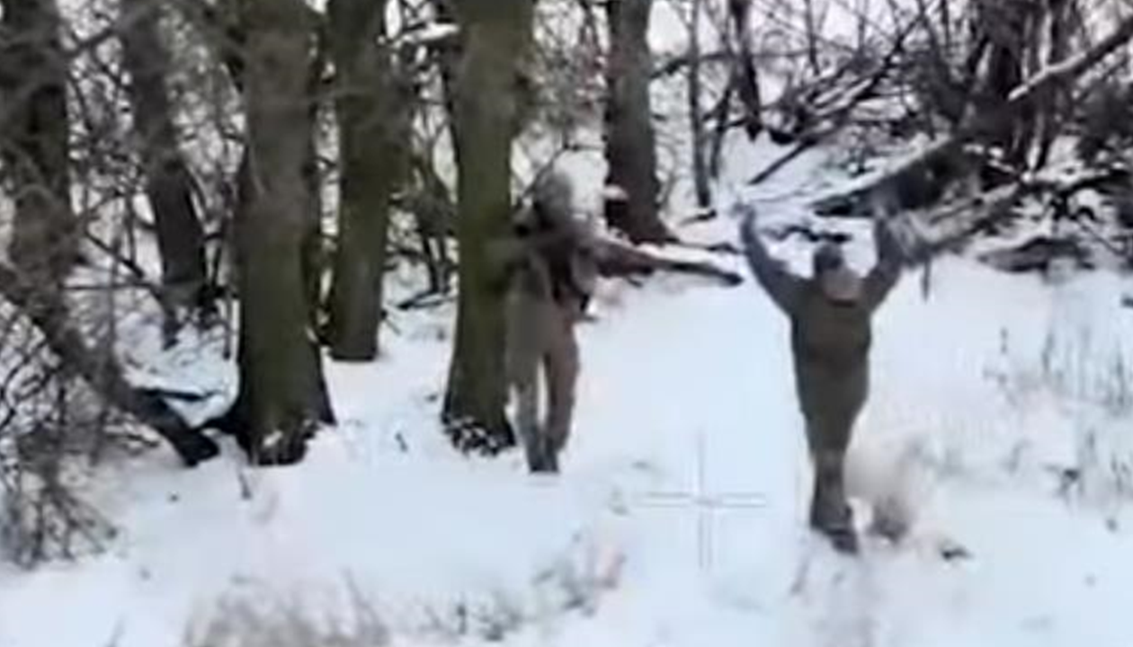 Нацгвардійці показали, як беруть росіян в полон