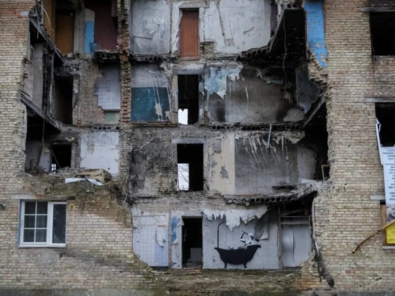 Обличчя без маски: журналісти назвали ім'я Бенксі