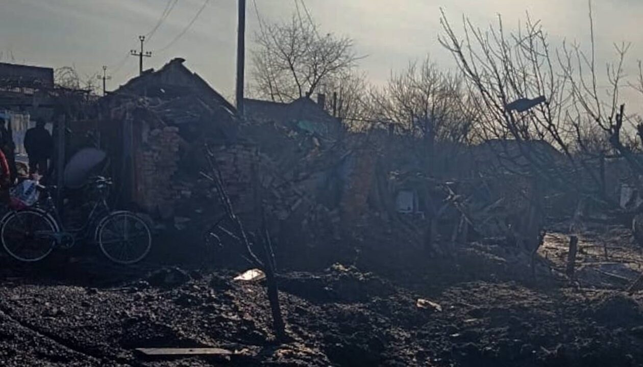 Росіяни вдарили КАБами по Сумщині, постраждали цивільні