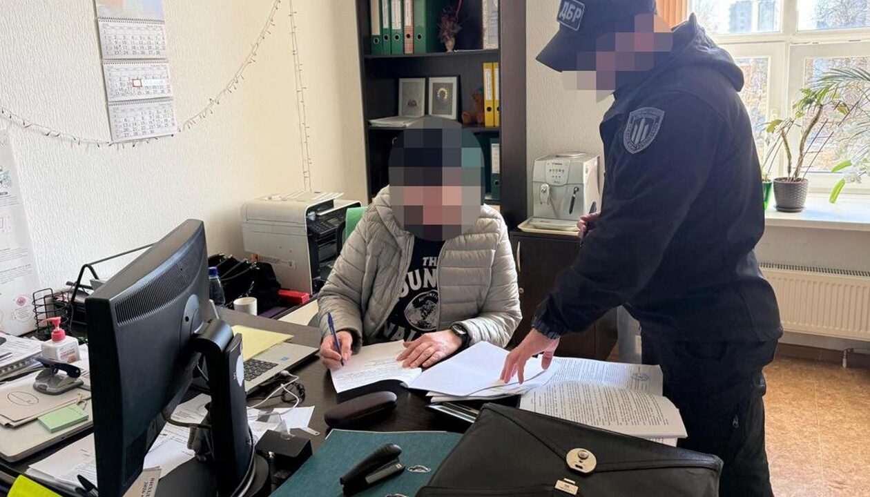 На Житомирщині викрили мільйонну оборудку з постачанням тепла до колоній