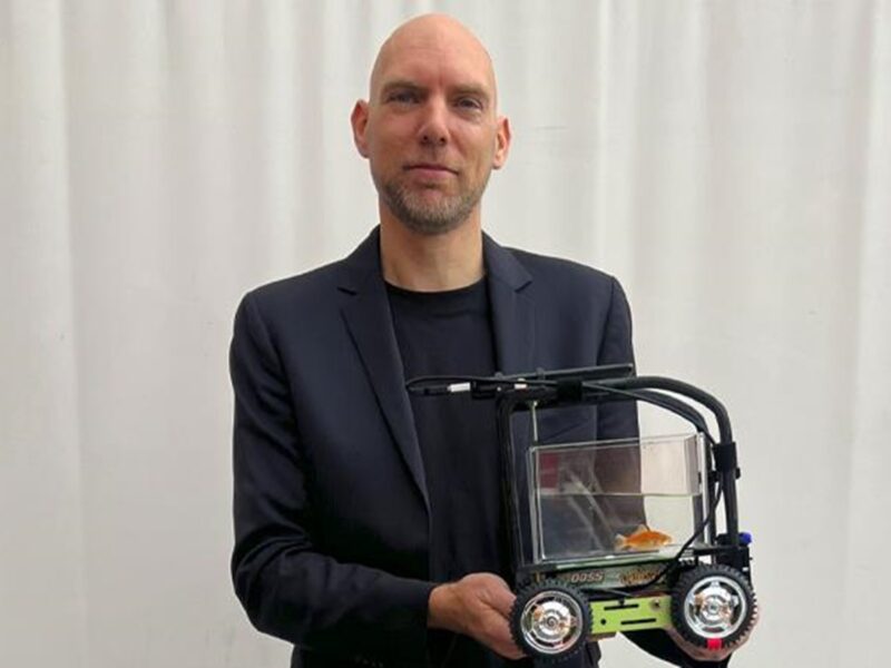 Золота рибка за кермом: голландський інженер встановив рекорд світу