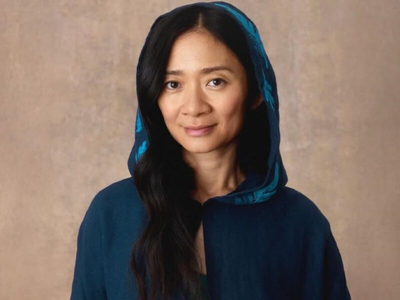 Режисерка Хлої Чжао відкрила збір для порятунку тварин в Україні