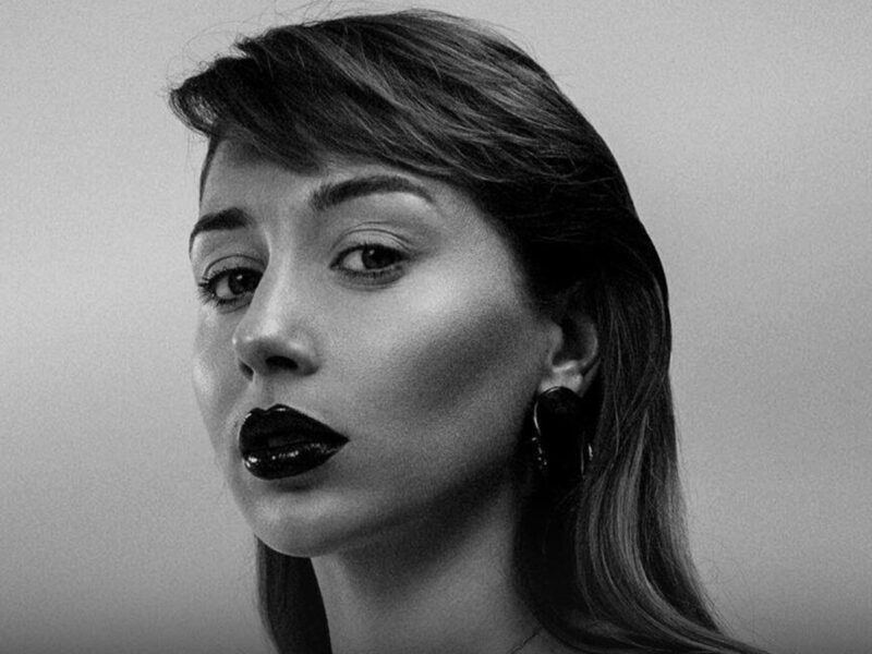 Українка Таню Муіньо зняла кліп для нового альбому BTS