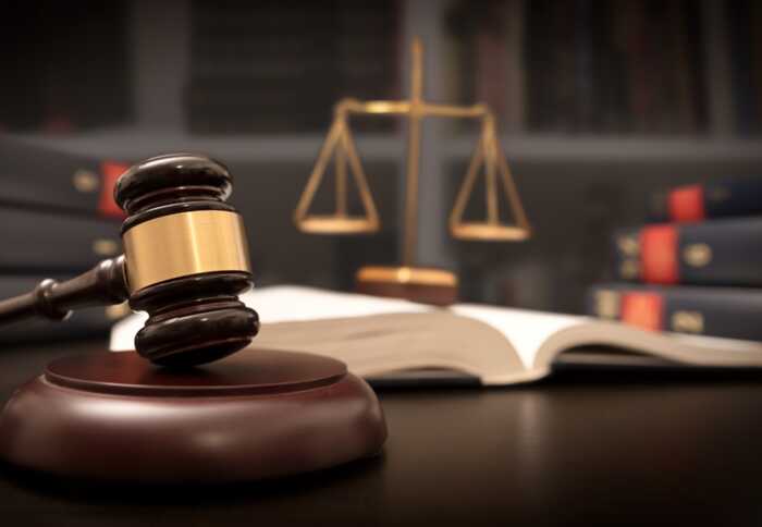 Куплені наукові ступені та плагіат: як окремі судді отримують мільйонні доплати з бюджету