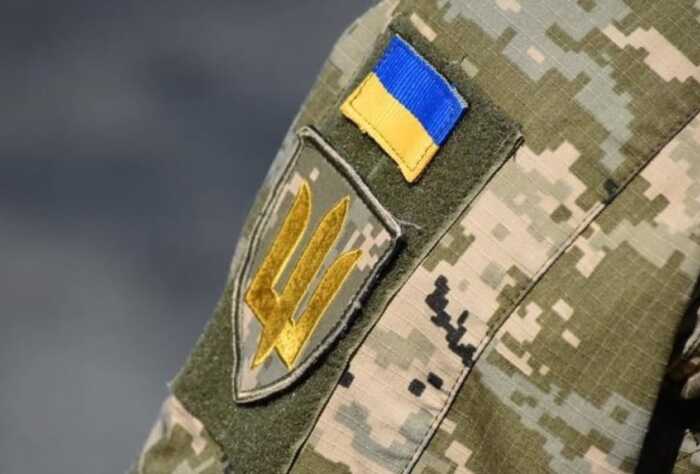 Силова мобілізація у Луцьку: працівник ТЦК бив ногами по затриманому чоловіку