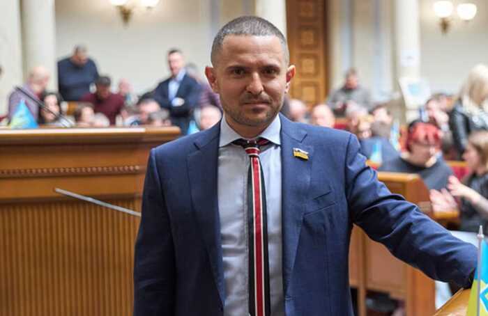 Депутат Куницький, який втік з України, задекларував квартиру в Канаді