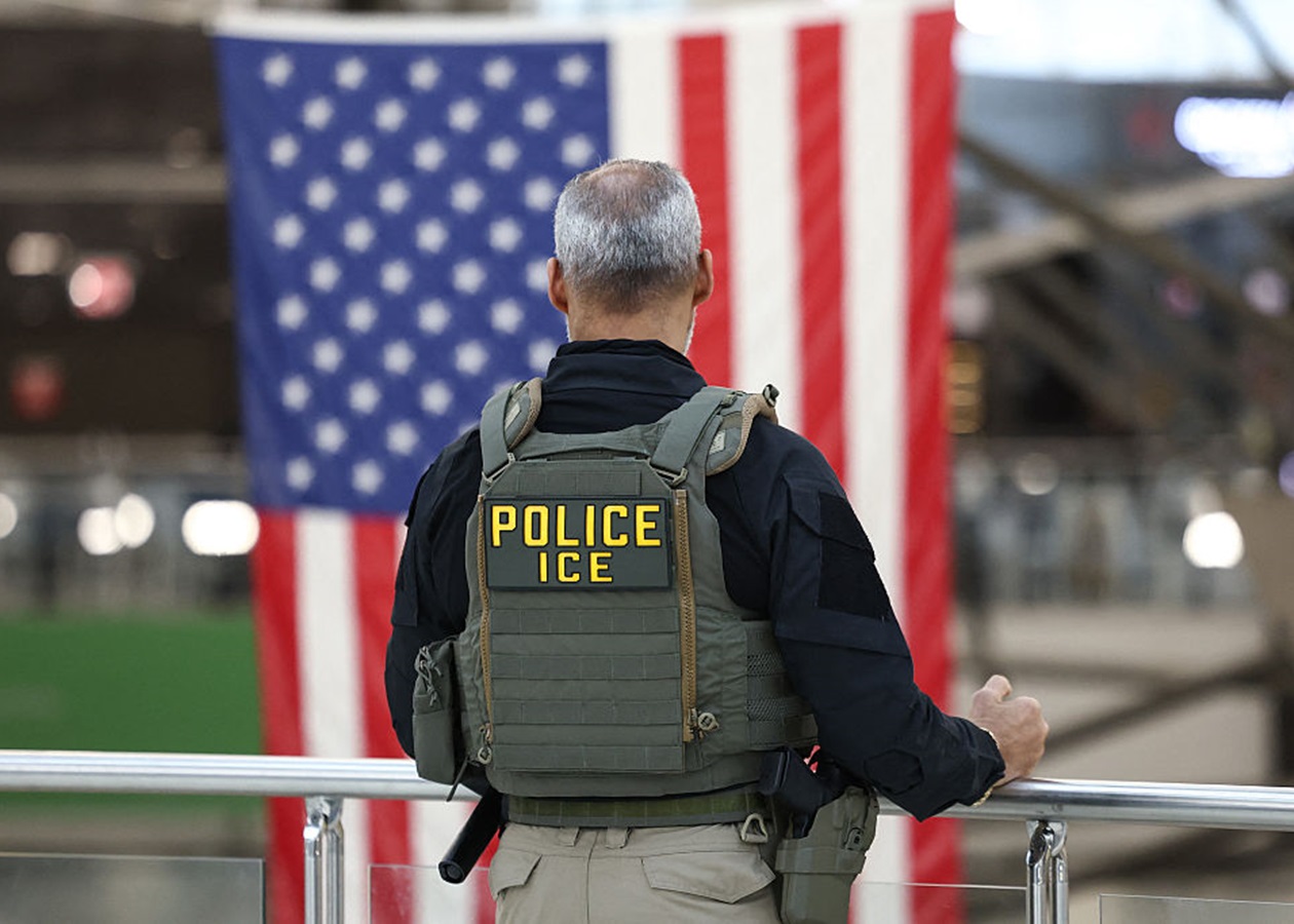 США знову депортували десятки росіян