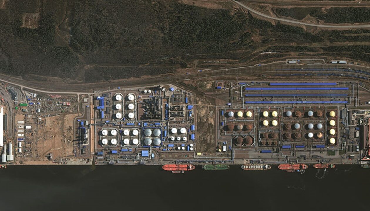 Українські дрони паралізували експорт нафти РФ із Балтійських портів - ЗМІ