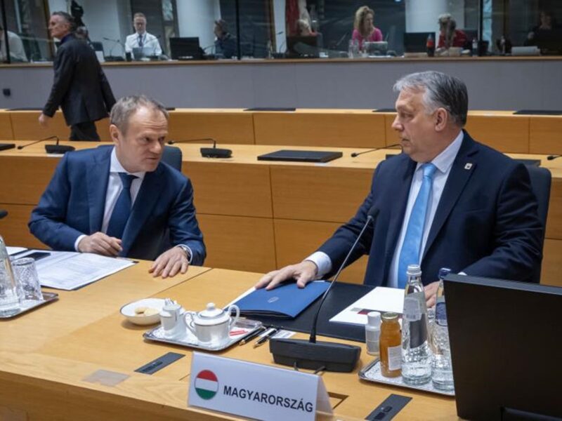 Орбан накинувся на Туска через відео про "руку Путіна"