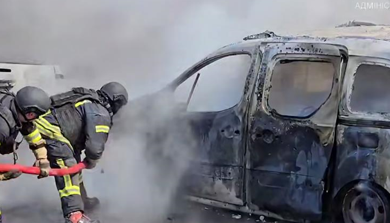 Росіяни атакували Херсон дронами: є загиблий та поранені