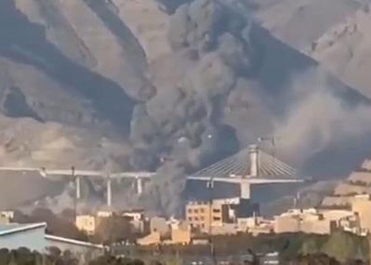 Біля Тегерана зруйнували найвищий міст