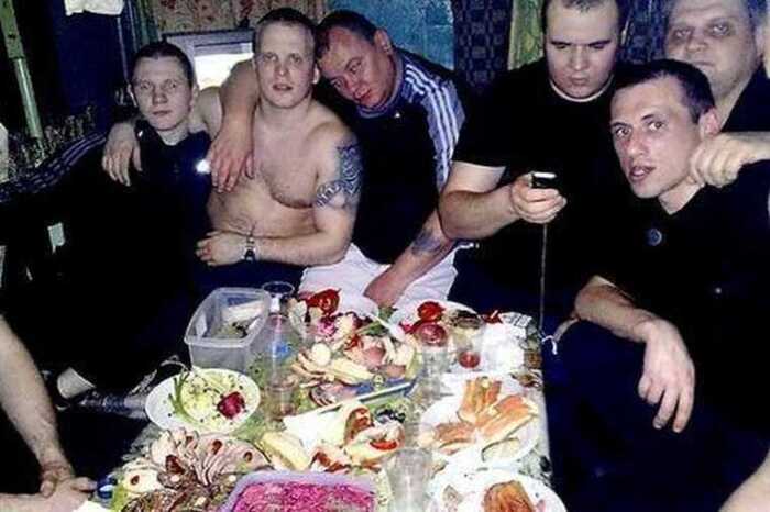 Від «Арійця» до «Щегла»: розкрито кримінальний генезис підозрюваного Романа Мельника, якого підозрюють у вбивстві Комарова