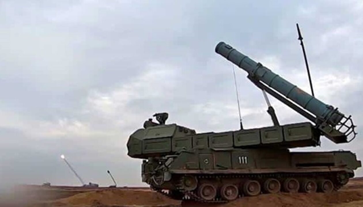 Українські дрони уразили ЗРК та склади росіян