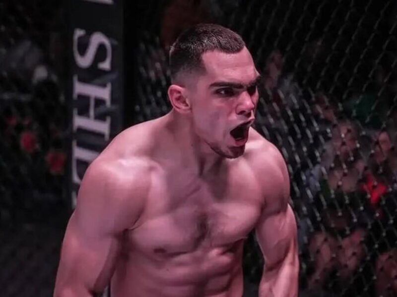 Український боєць отримав шанс дебютувати в UFC